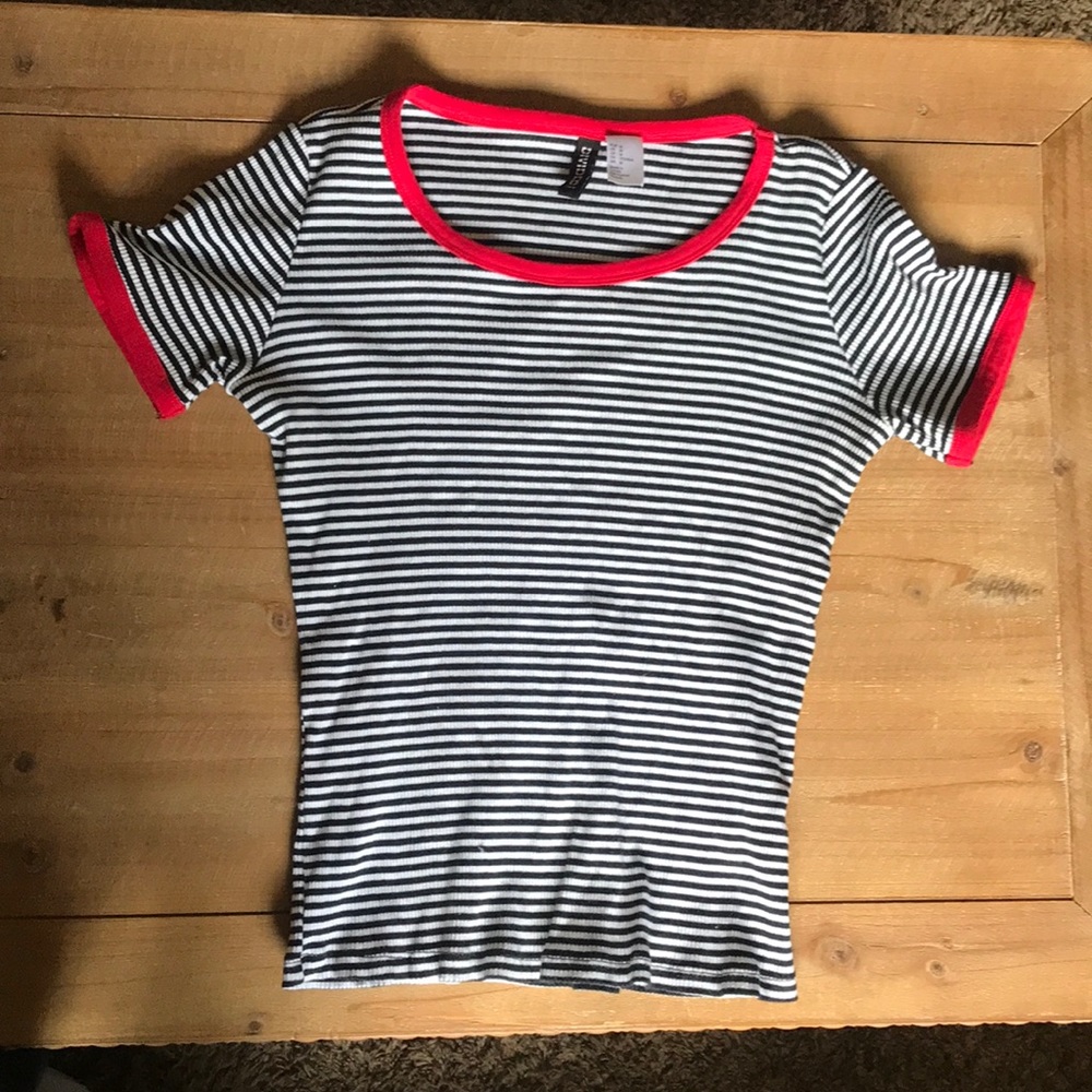 Striped slightly cropped T-shirt